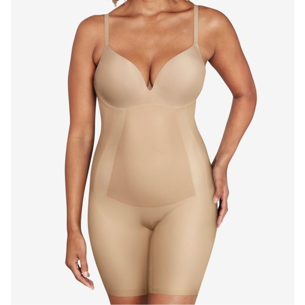 Maidenform Tan Shapewear Bodysuit with‎ Molded Cups
